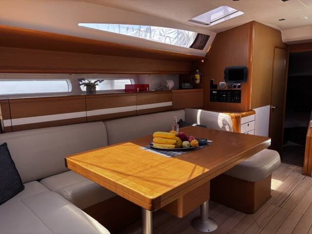 Jeanneau 53 Zeus